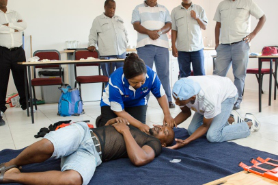 Apollo first aid training session